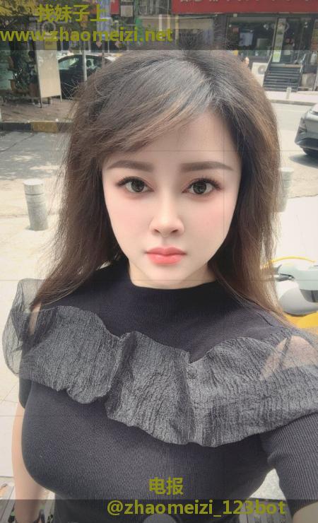 天心大胸服务妹子