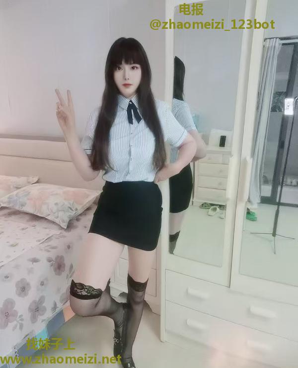 福田爆乳肥臀骚妇