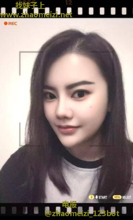 制服诱惑服务好妹子