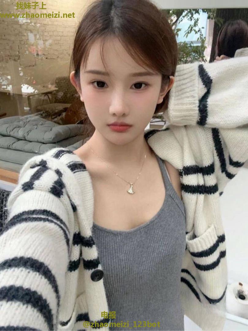 兼职美女初下海