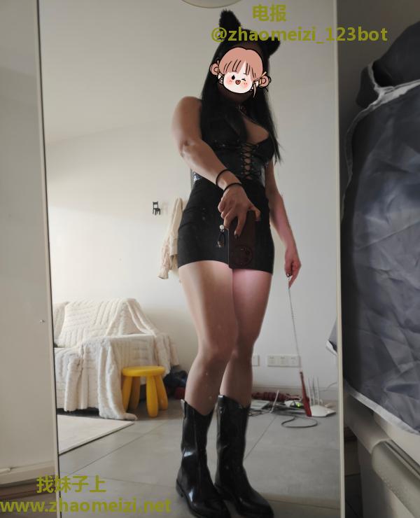 欧美身材的性感小母狗