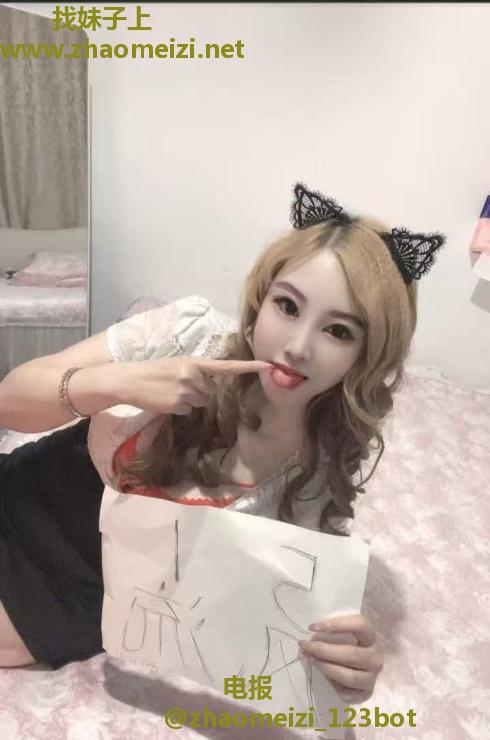 很会玩的骚姐姐