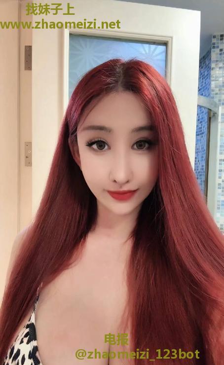 巨乳一线天善朵