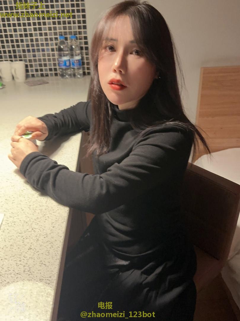 苏州昆山 娇小白嫩美少妇