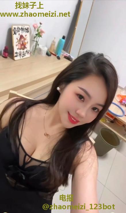 服务系性感气质骚妇