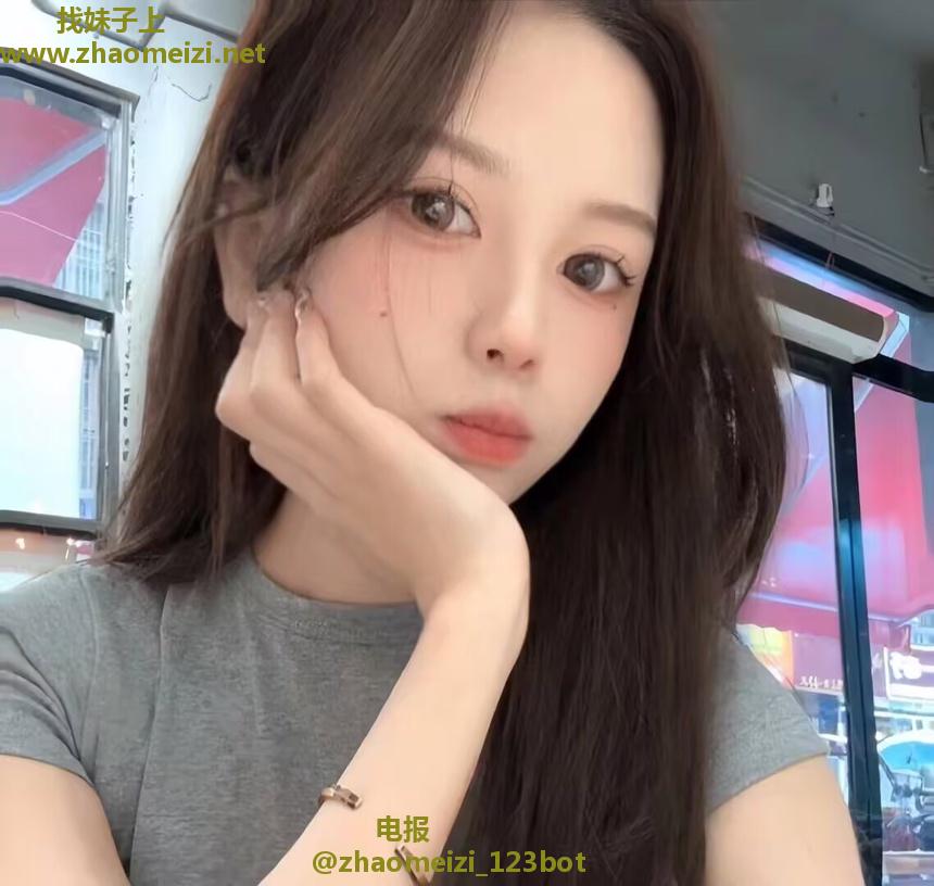 反食风骚小骚妇