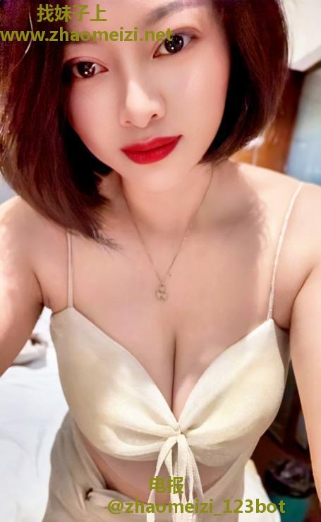 滨江巨乳骚娃夏沫