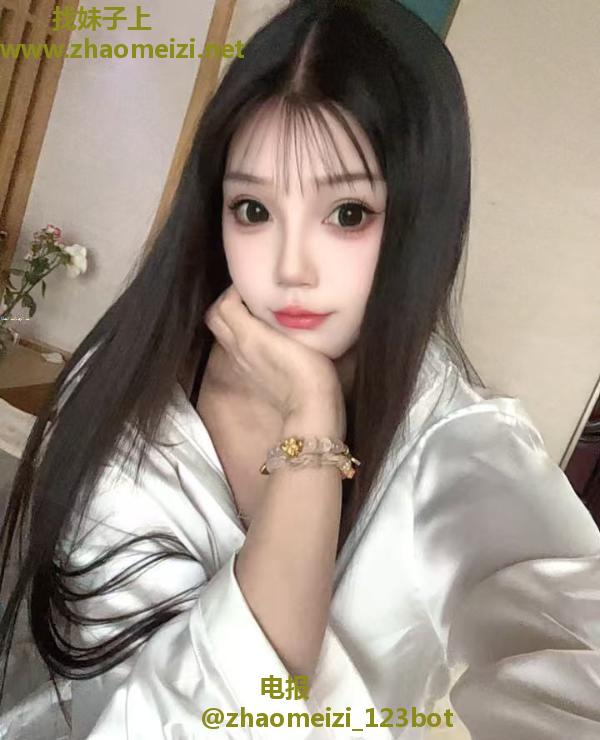 回味无穷的精致小姐姐