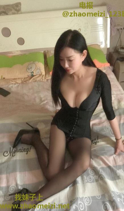 黑丝情趣熟女琪琪