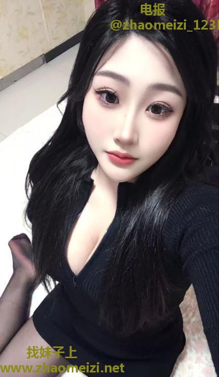 巨乳微胖小骚货