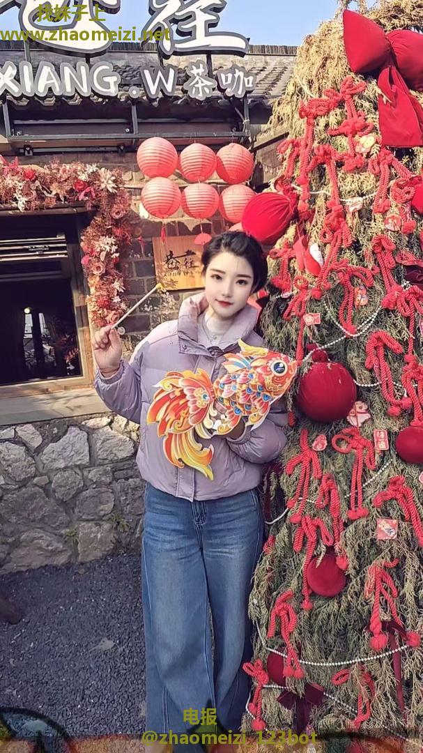 邻家姐姐也风骚