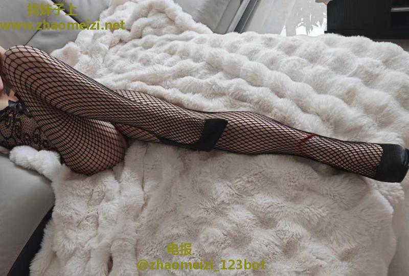 过年不打烊 小姐姐