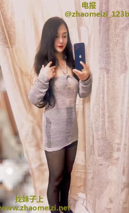 软软服务型情趣少妇