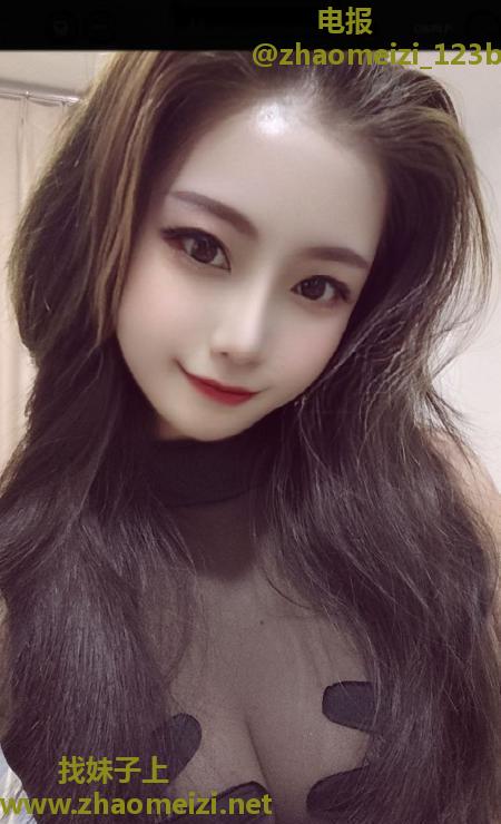 服务系大奶骚女夏老师