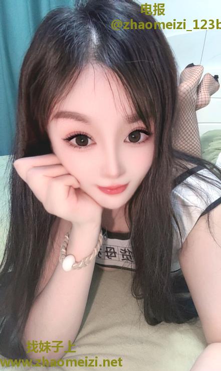 自聊大胸妹依诺