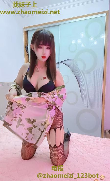 三通大臀少妇