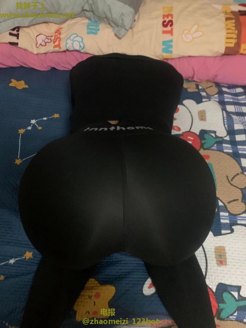 熟女，肥臀，小番茄