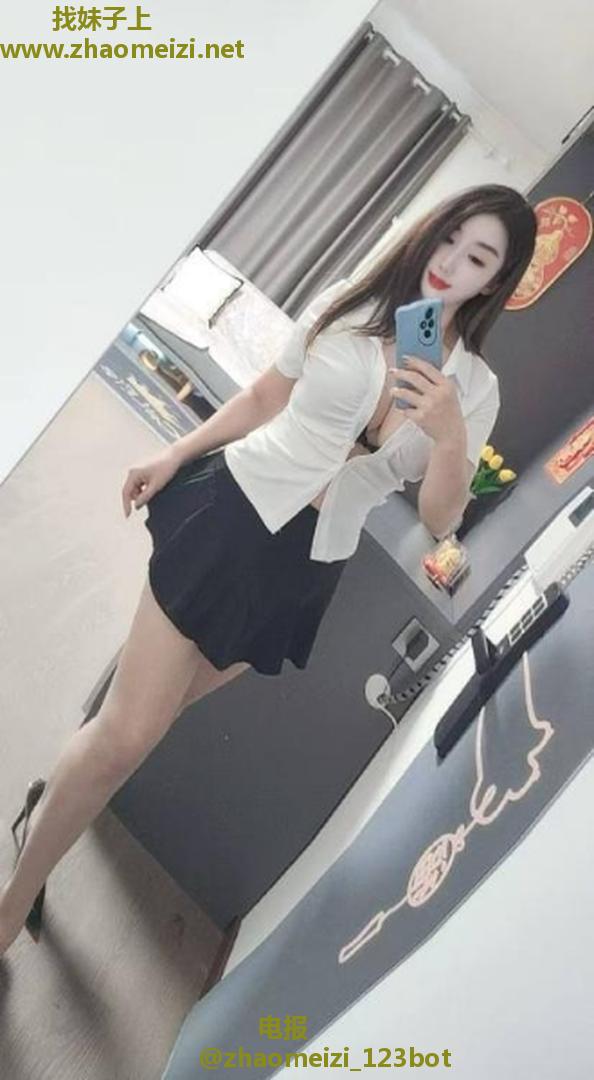 性感美乳身材好小姐姐