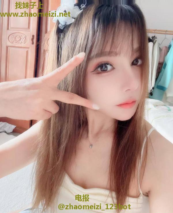 体验女友感十足小小