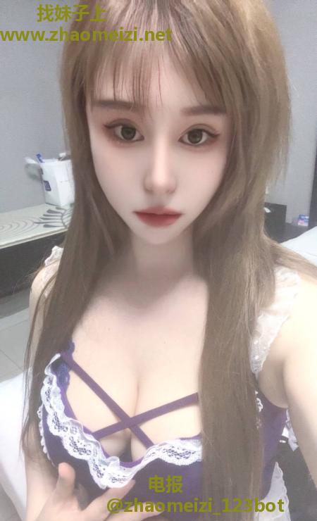 西安制服诱惑大胸冉冉