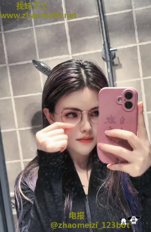 会所头牌转楼颜值御姐