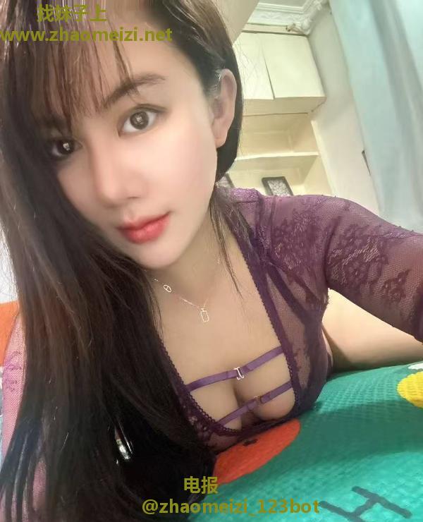 上城服务系少妇洋洋