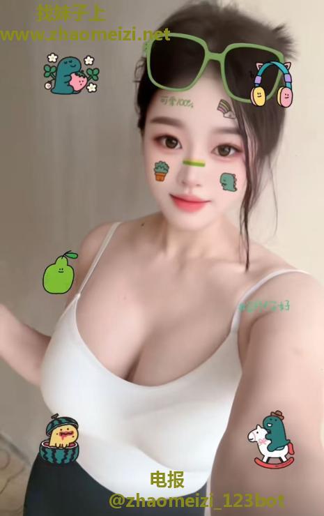 波霸小宝老师 