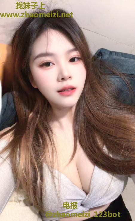 河南岸爱舌吻的骚妇