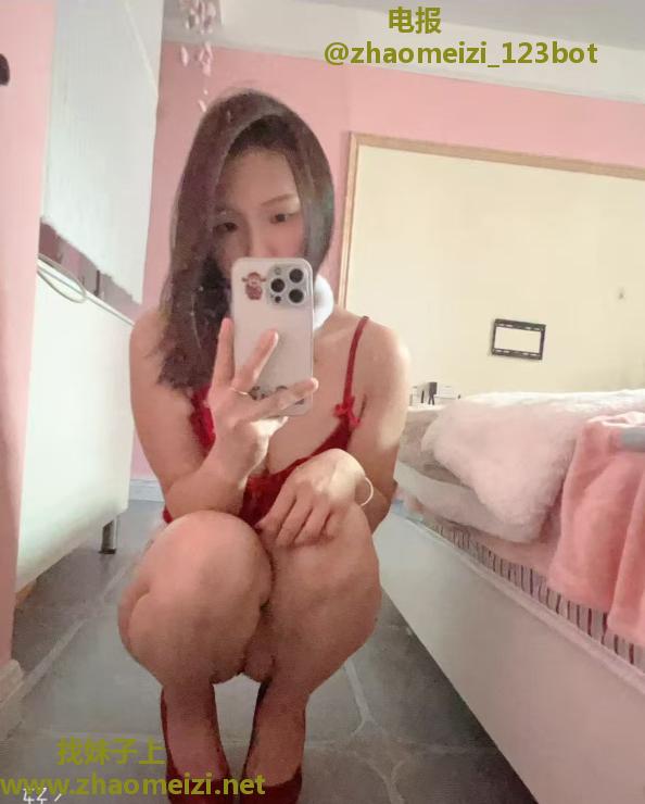 龙岗喷水桃臀晓晓