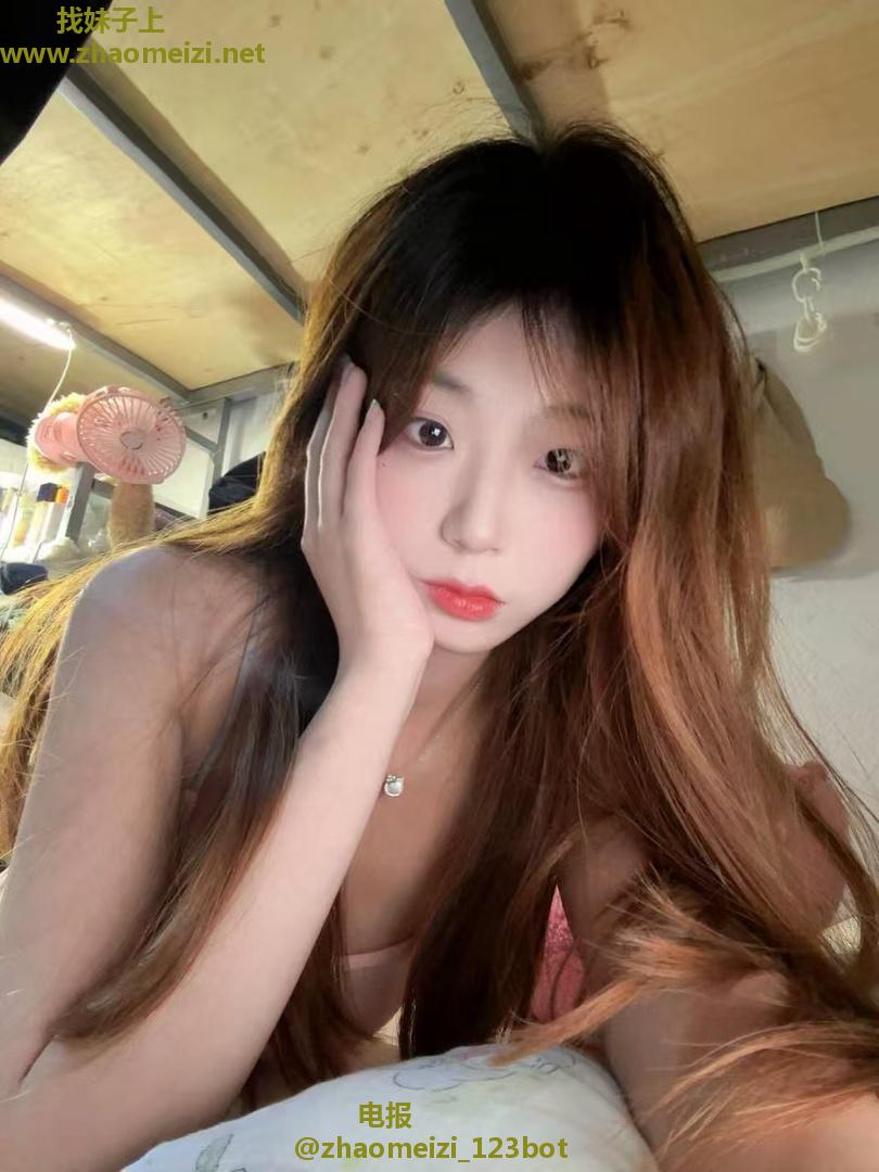 天河区丰满小甜妹