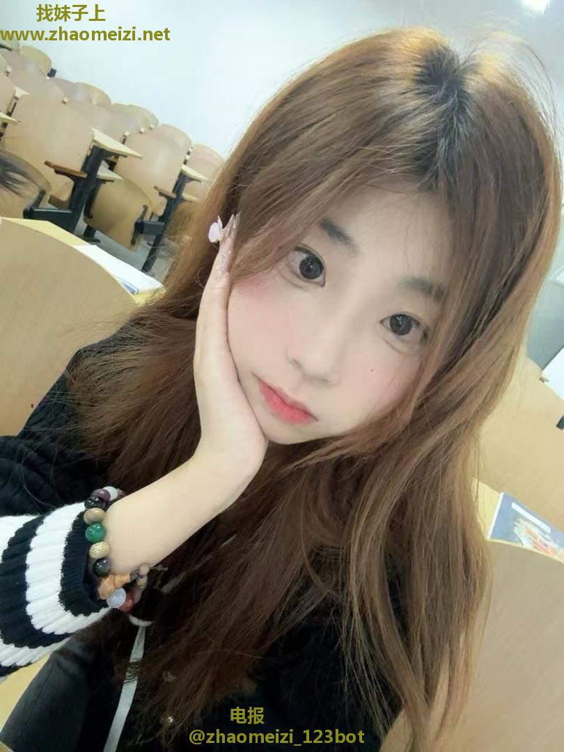 天河区丰满小甜妹