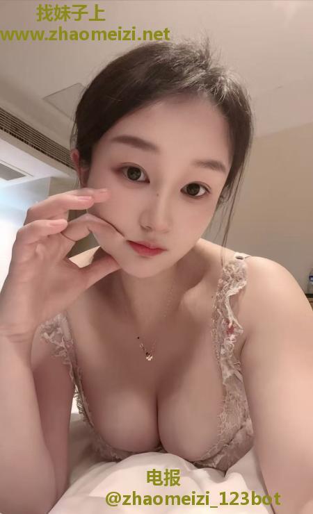 瓠子奶性感小狐狸