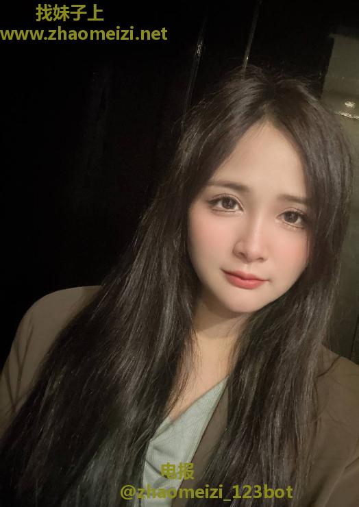 花都颜控妹欣欣