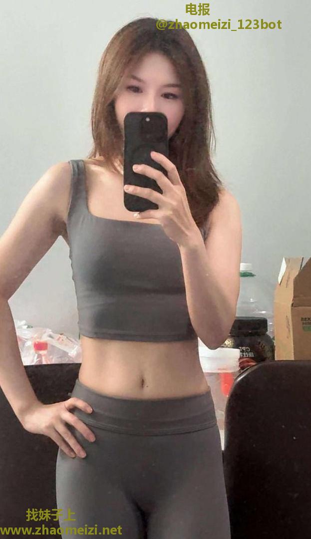 南昌细腰兼职小嫩妹