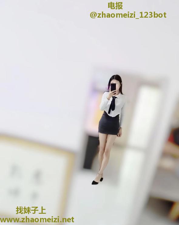 温柔性感的鱼儿姐