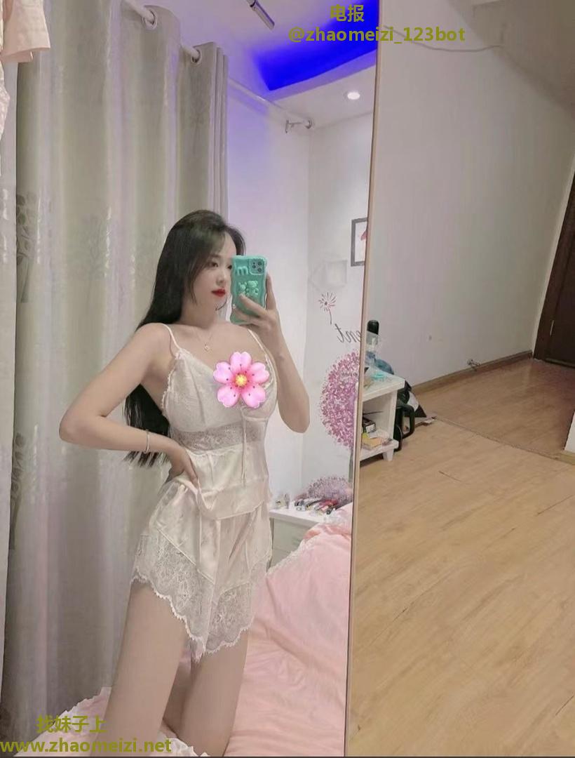 中山粉嫩白虎草莓酱