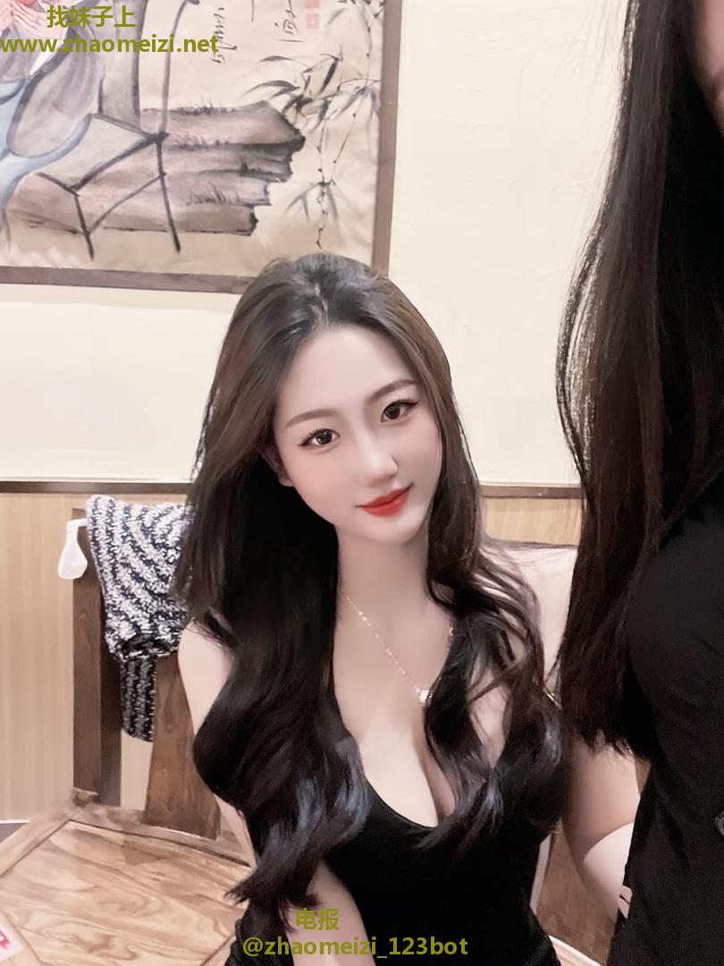 嘉定兼职性感黑丝大长腿