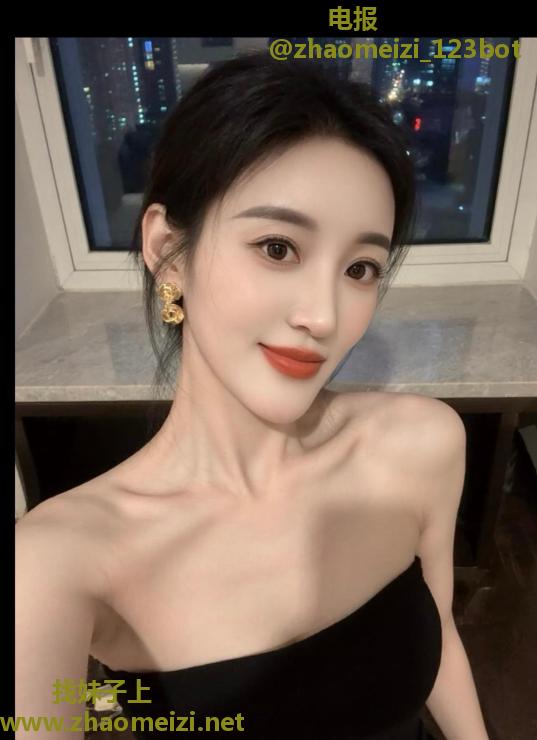 二刷会夹鸡巴小骚货