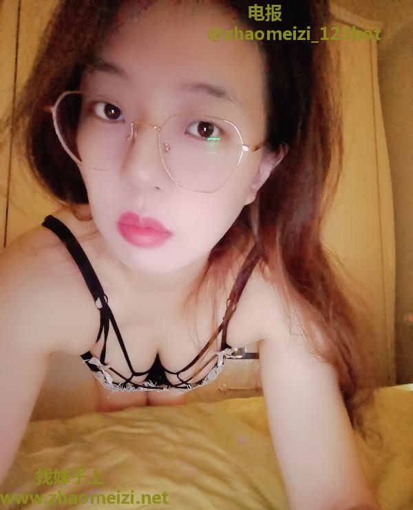 御姐鱼儿腿长服务好