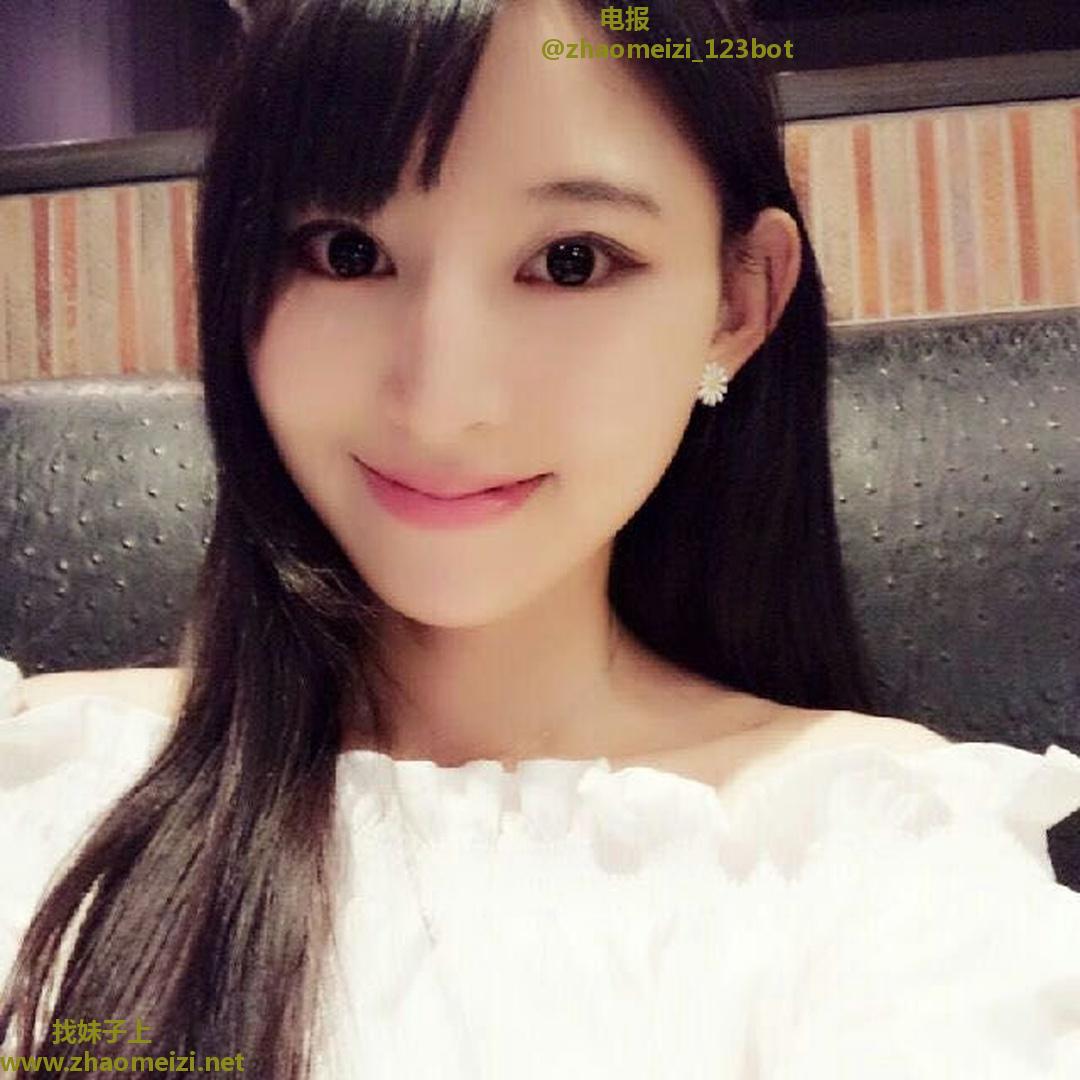 兼职小甜妹甜甜圈