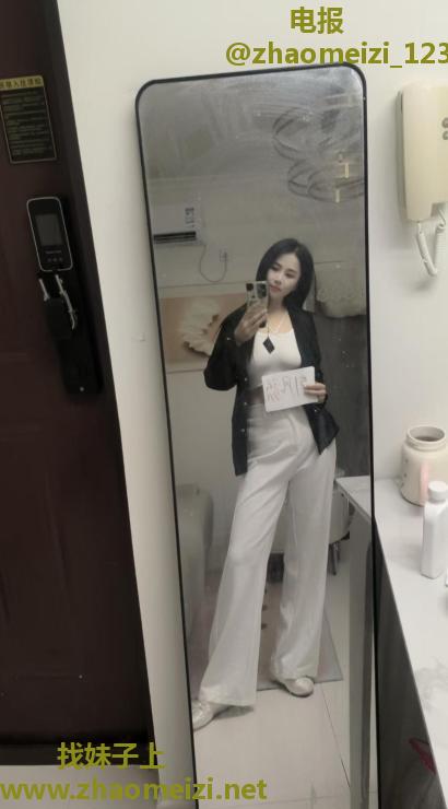 三通风流少妇