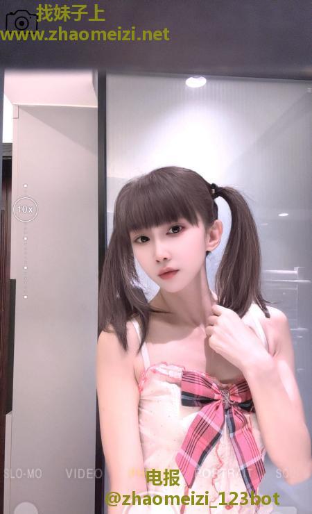 JK双马尾小姐姐