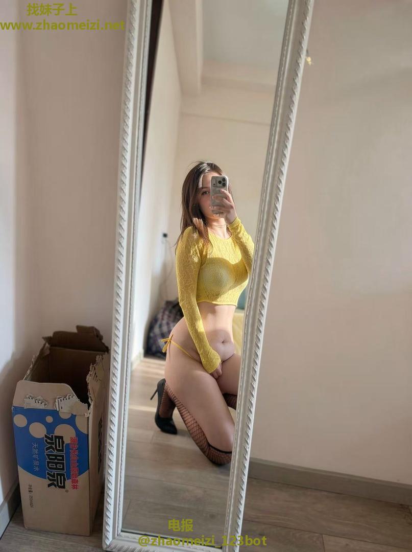 性感风骚爆乳妹