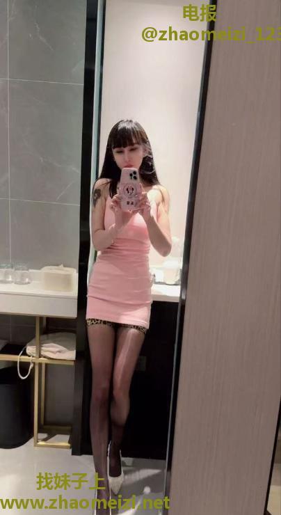 小彤彤潮喷三通