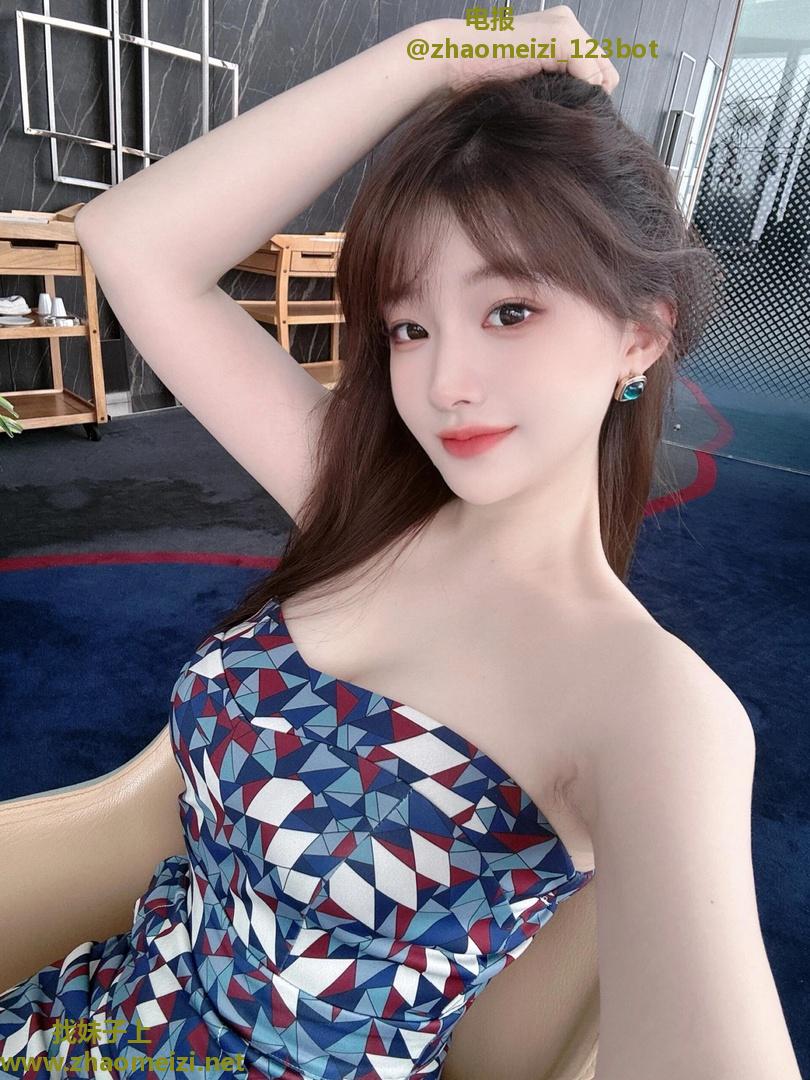 皮肤美白性感小雅