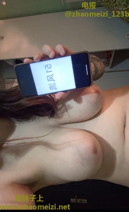 三点粉白虎嫩妹妹