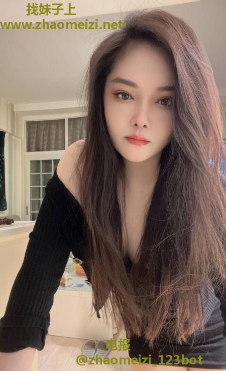 二刷性感小穴风骚妹纸