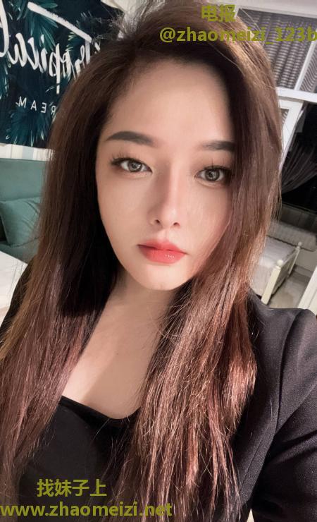 二刷性感小穴风骚妹纸