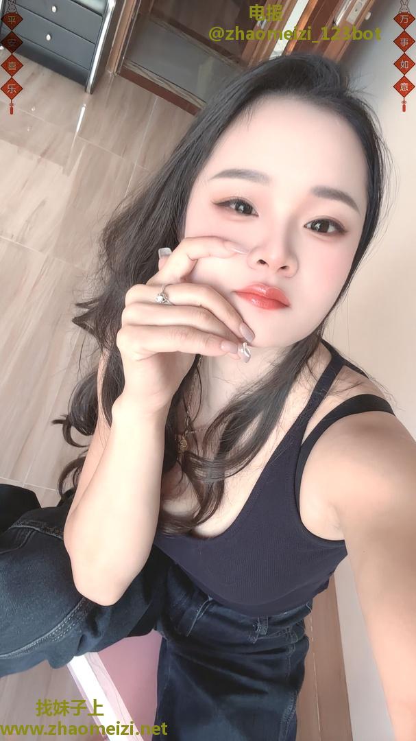 水多多会喷水小少妇