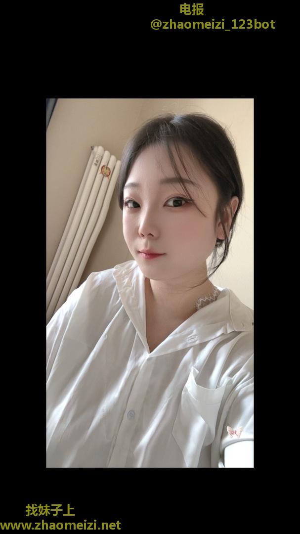 胸大妹妹会喷水